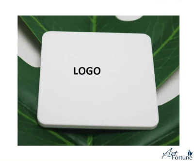 Diffuseur de plâtre de parfum de logo adapté aux besoins du client par disque carré d'huile essentielle en céramique